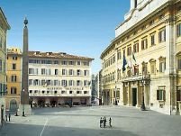 Opoziţia italiană a prezentat pe larg decretul de expulzare