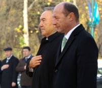 Băsescu a primit vizita 'ultimului oligarh în viaţă din fosta URSS' <font color=red>(VIDEO)</font>