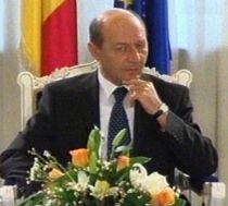 Cele zece "porunci" ale lui Băsescu. România are nevoie de un regim semi-prezidential şi un sistem unicameral