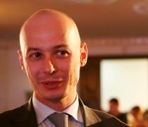 Bogdan Olteanu: Liberalii ar trebui să ?aibă? un candidat independent la preşedinţie

