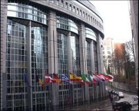 Curtea Europeană de Justiţie condamnă Franţa în legătură cu libera circulaţie a românilor şi bulgarilor