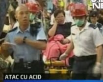 Atac cu acid la Hong Kong. 11 oameni au ajuns la spital cu arsuri grave (VIDEO)