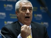 Tăriceanu: România are nevoie de un preşedinte care să nu îşi amintească la fiecare vot că mai trebuie un referendum
