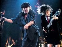 Locomotivă în flăcări, pe scenă cu AC/DC. Costul concertului se ridică la 2,5 milioane de euro (VIDEO)