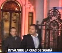 Întâlnire nocturnă între mai mulţi lideri PSD: Ponta, Diaconescu, Mazăre, Hrebenciuc