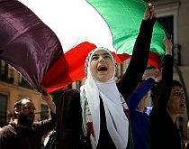 Palestinienii acuză Israel că încearcă să sufoce discuţiile de pace
