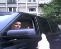 Băsescu o critică pe EBA? "Nu mi se pare de bun gust să mergi prin Bucureşti cu 4x4" (VIDEO)