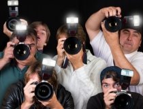 Lege care restricţionează dreptul jurnaliştilor de a fotografia vedetele, adoptată în SUA