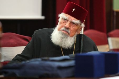Mitropolitul Clujului, Bartolomeu Anania, va fi operat pe cord într-un spital din Viena