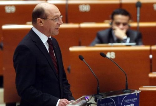 Băsescu, socialiştilor europeni: Externalizarea unei probleme pe care o are PSD nu le face cinste
