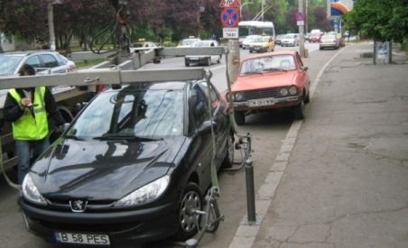 Avocaţii susţin că ridicarea maşinilor de pe stradă este ilegală în multe cazuri