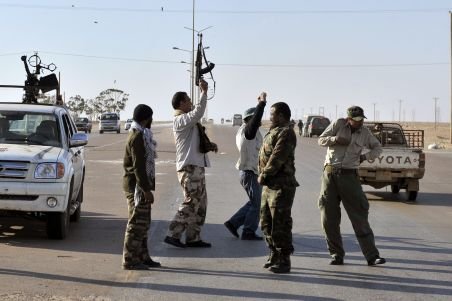 Obama: Operaţiunea din Libia e pe cale să reuşească. Opozanţii controlează oraşul Ajdabiya