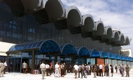  Noul terminal al aeroportului Henri Coandă, dat în funcţiune