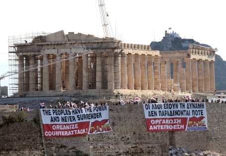 A început numărătoarea inversă pentru salvarea Greciei de la faliment