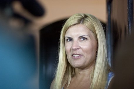 Elena Udrea despre preluarea noului minister: Nu cred că este o soluţie bună