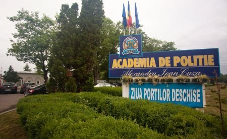 Conducerea Academiei de Poliţie îl contrazice pe Băsescu: Disciplinele predate sunt necesare 