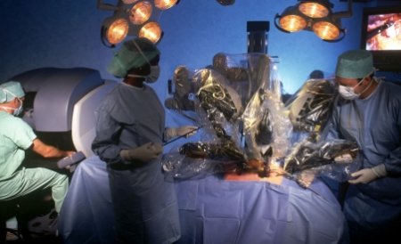 Transplant de organe infectate cu HIV, la o clinică de renume din Tawan