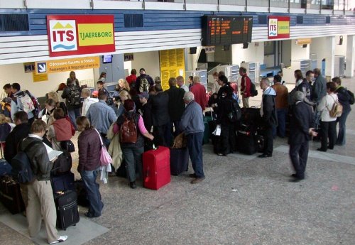 Datoriile unei agenţii de turism au blocat în jur de 500 de turişti ruşi pe un aeroport din Bulgaria