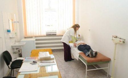 Exodul medicilor români ia amploare. Încă 2000 de doctori au plecat în străinătate de la începutul anului