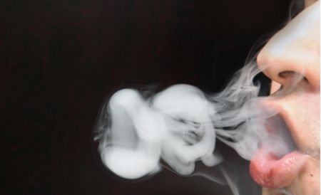 Gata cu fumurile inutile! Peste două zile, ţigările care se sting singure devin obligatorii în UE