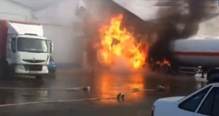 Pericolul de explozie a trecut. Incendiul din Buzău a fost stins