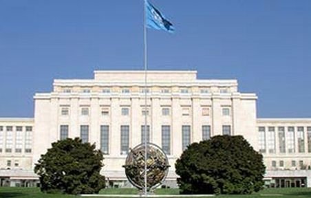 ONU, criticată pentru omagierea lui Kim Jong-il. Au coborât drapelul în bernă la New York şi Geneva
