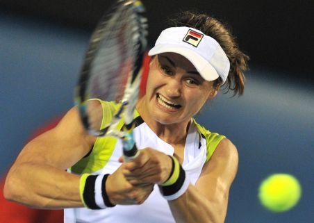Monica Niculescu s-a calificat în turul doi la Australian Open. Victor Hănescu și Simona Halep, eliminați