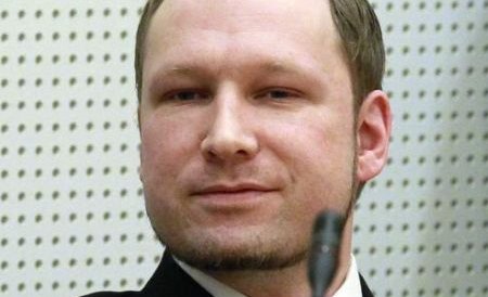 Anders Breivik îi acuză pe psihiatri de &quot;invenţii&quot;, cu scopul de a-l decredibiliza