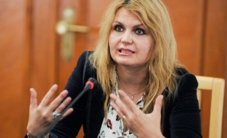 Iulia Motoc este bolnavă psihic? Eugen Mihăescu susţine că judecătoarea CCR a primit tratament psihiatric