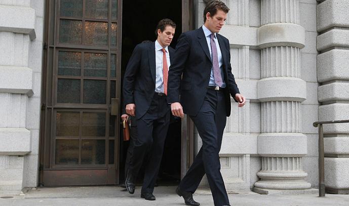 Fraţii Winklevoss investesc într-o reţea de socializare specializată 414