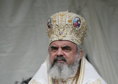 Patriarhul Daniel: Rădăcina crizei economico-financiare este de ordin spiritual şi moral