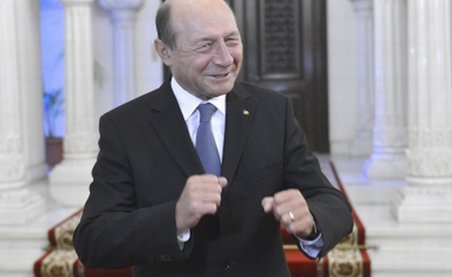 Băsescu va desemna noul premier la anul. Preşedintele va convoca Parlamentul după 20 de zile de la alegeri