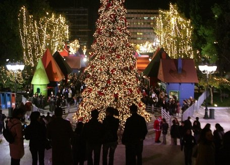 Fără brad de Crăciun în Atena. Primăria a redus cu 90% bugetul de sărbători