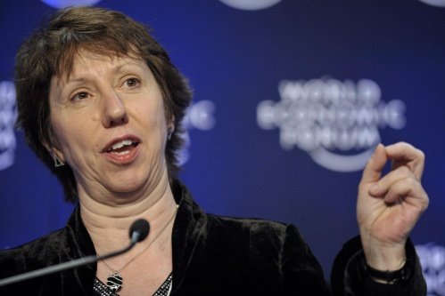 Catherine Ashton recomandă Phenianului să renunţe la retorica războinică