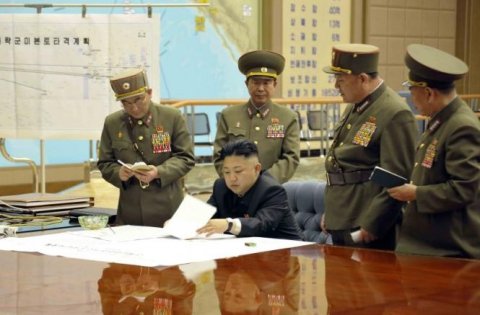 Criza nord-coreeană: Diplomaţii străini par hotărâţi să rămână la Phenian, în pofida avertismentelor