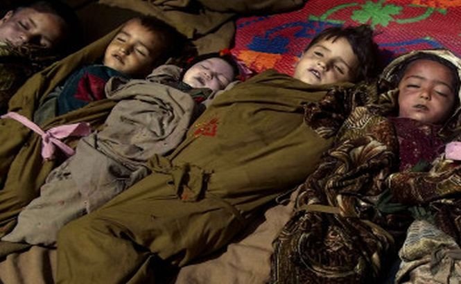HORROR! 11 copii au fost ucişi de un RAID aerian NATO în Afganistan