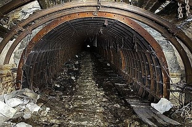 Ce se ascunde sub reşedinţa lui Putin. &quot;E inimaginabil!&quot; Tunelurile subterane în care sunt ţinute &quot;comorile Rusiei&quot;