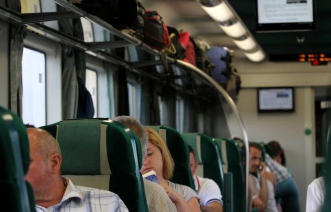 De la Bucureşti la Constanţa, în 2 ore şi 40 de minute. Patru trenuri vor circula fără oprire până pe litoral