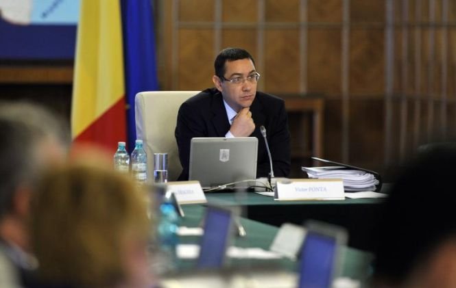 Premierul Victor Ponta va participa la ceremonia de instalare a noilor şefi de la Parchete