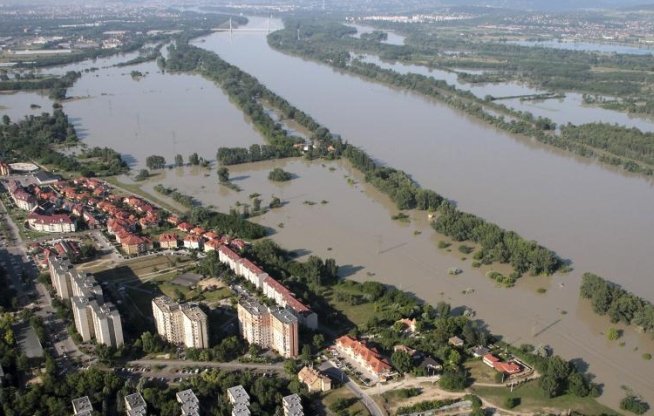 UPDATE: Dunărea a atins un nivel record de 8,90 de metri la Budapesta
