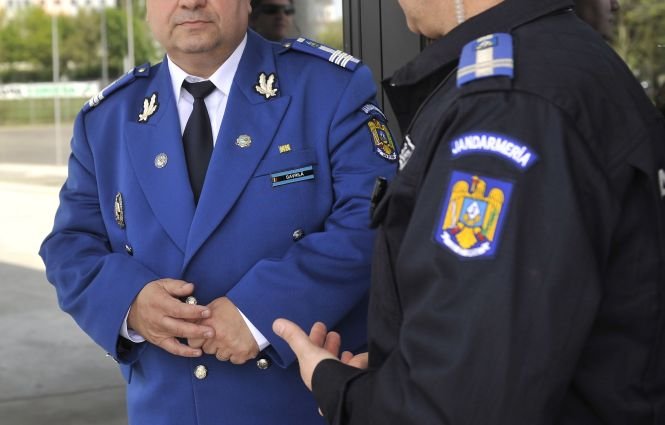 Şeful Poliţiei Rutiere Cluj a fost suspendat din funcţie, după ce a fost trimis în judecată pentru înşelăciune