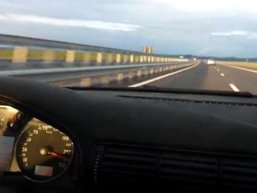 RECORD de viteză pe Autostrada Soarelui. Cum a motivat şoferul fapta comisă