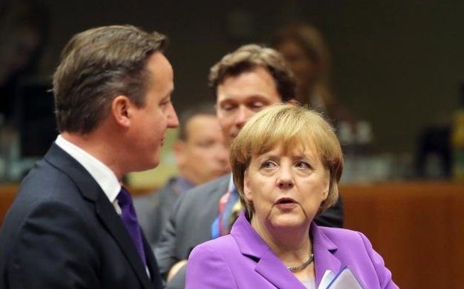 SUA dă asigurări că NU a fost ascultat telefonul premierului David Cameron