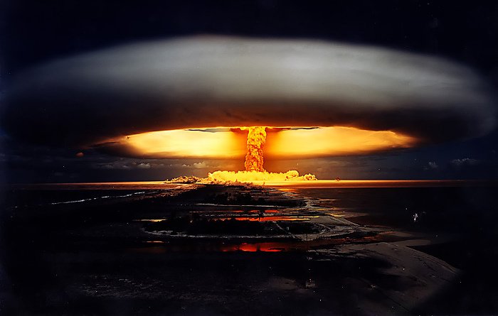 Imagini pentru Ziua internationala a mobilizarii impotriva razboiului nuclear