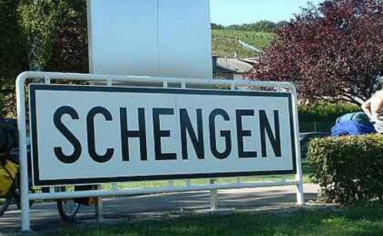 Subiectul aderării României la Schengen se află pe agenda JAI, forma finală va fi stabilită miercuri