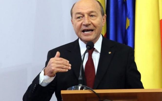 Băsescu: Vreau un guvern legitim. Ponta să treacă în Parlament, prin asumarea răspunderii, noul program de guvernare