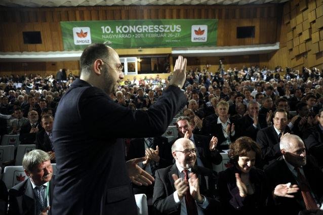 EXTREMIŞTII maghiari, criticaţi de Ponta, primesc SPRIJIN guvernamental. Ce a făcut UDMR-ul