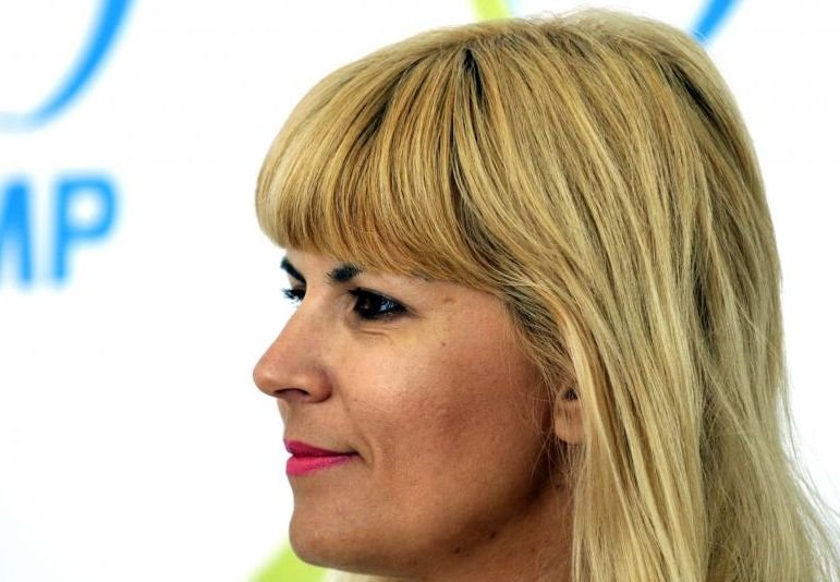 Elena Udrea anunţă că PMP îşi poate schimba oricând candidatul la prezidenţiale