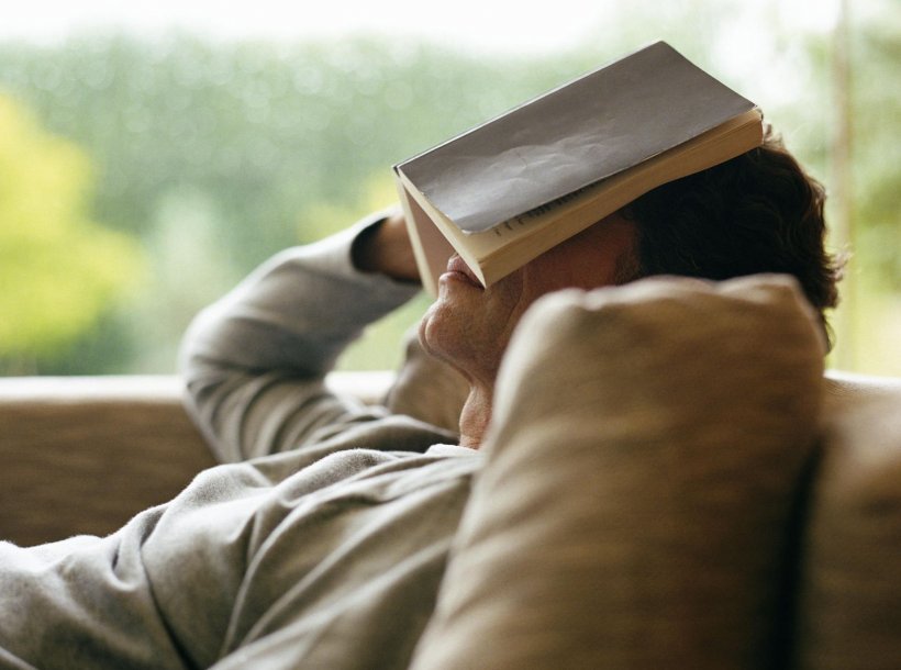 Cititul şi somnul, rol nebănuit în păstrarea facultăţilor mentale 