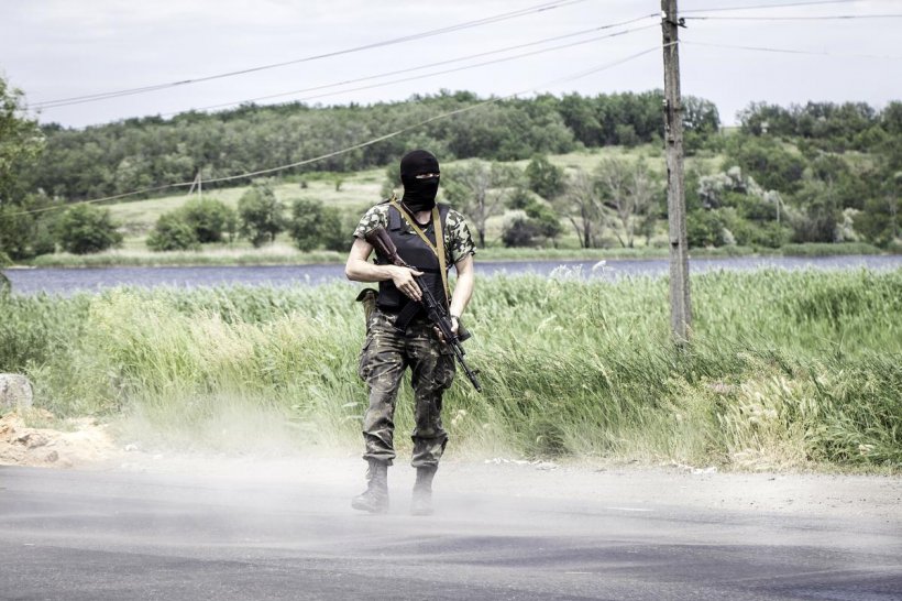 Armata ucraineană a declanşat un atac la 30 de kilometri vest de Doneţk, anunţă Kievul